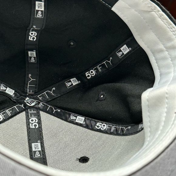 Pittsburgh Pirates Authentic Collection 59FIFTY New Era Black Fitted Hat… - Picture 7 of 9